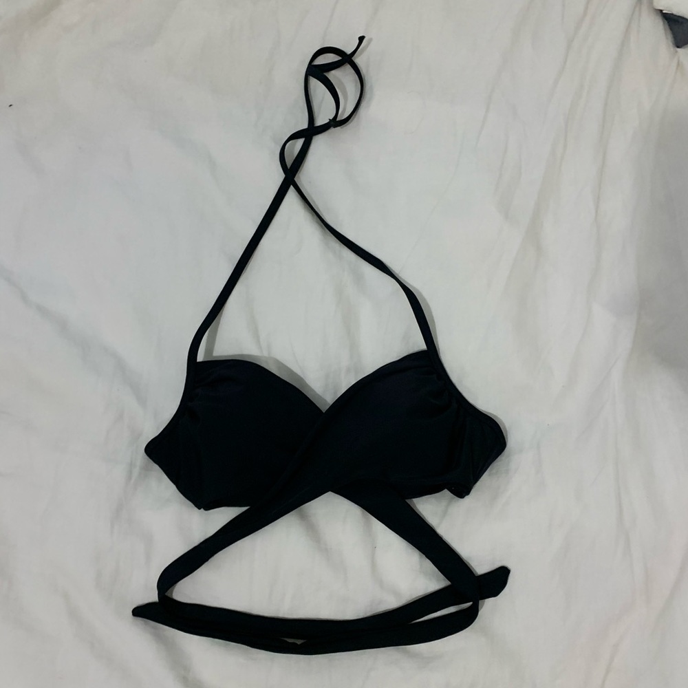 Black wrap around bikini top!!!
